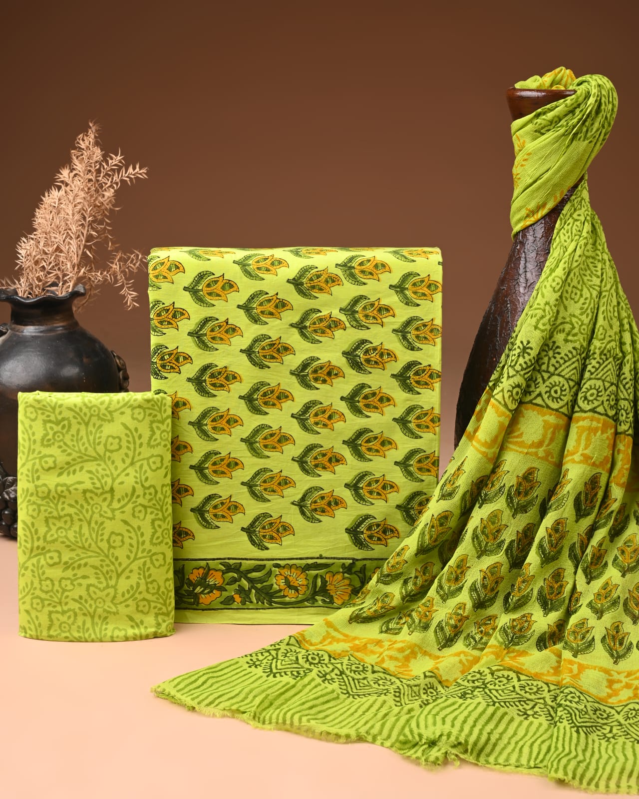 🌿 Timeless Elegance: Pure South Cotton Suit Set with Printed Chiffon Dupatta 🌿