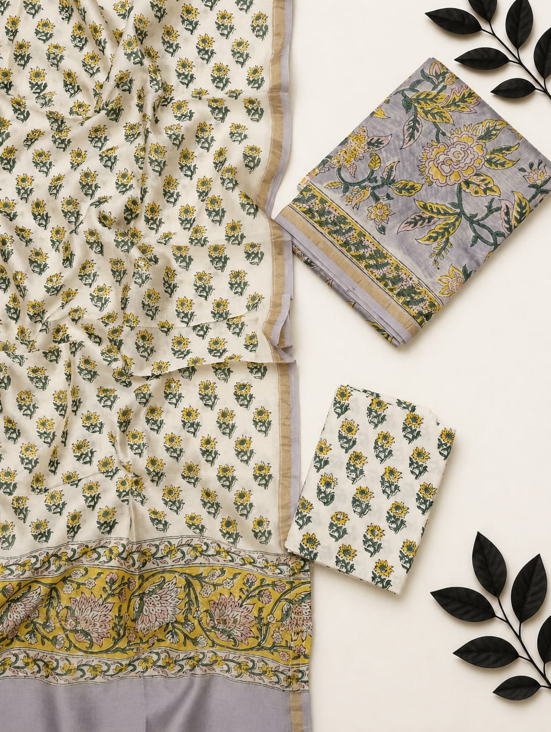 👑 Royal Opulence: Exquisite Chanderi Silk Unstitched Suit Set 👑